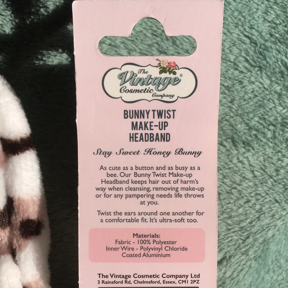 Twistable Plush Skincare Headband - Picture 2 of 2